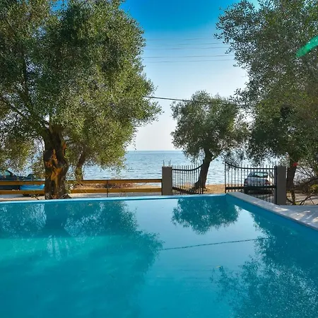 Deja Blue Beach House Holiday home Kato Spilaion