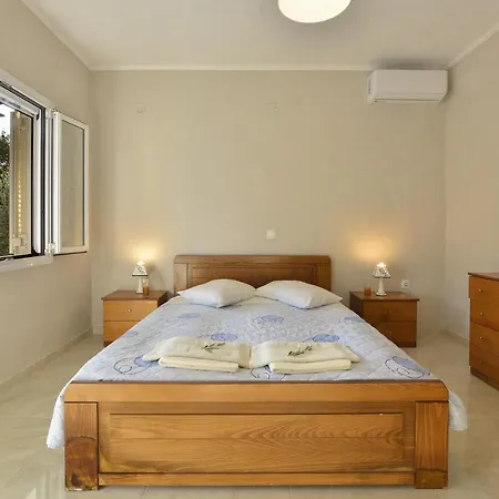 Deja Blue Beach House Kato Spilaion