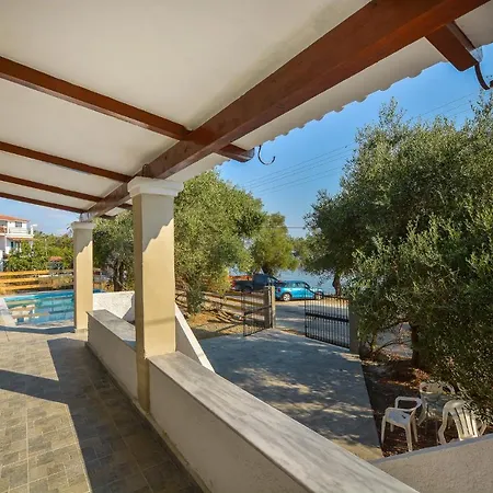 Deja Blue Beach House