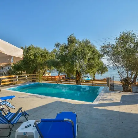 Deja Blue Beach House Holiday home